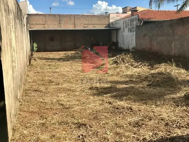 Terreno com 250m², à venda, no bairro Jardim Margarida em Pirassununga
