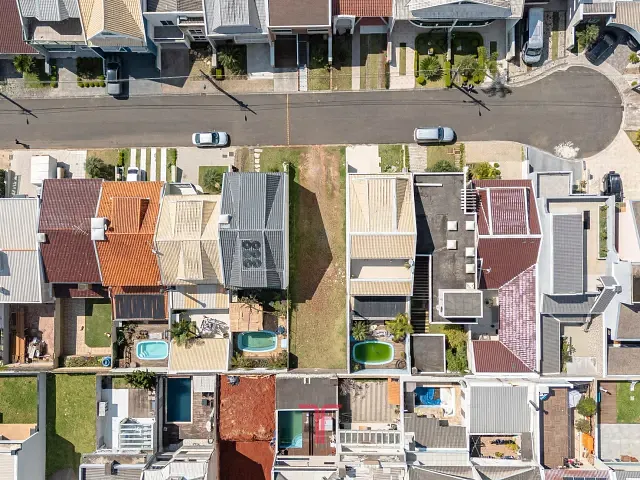 Terreno com 180m², à venda, no bairro Cidade Industrial em Curitiba