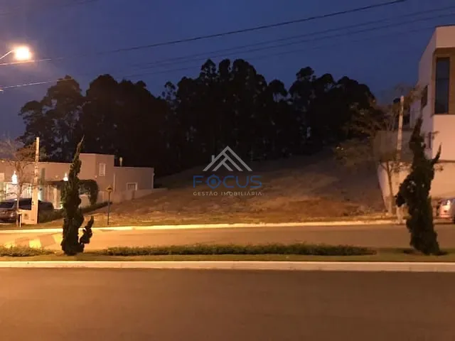 Terreno com 1003m², à venda, no bairro Colinas de Inhandjara em Itupeva