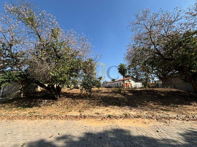 Terreno com 15937m², à venda, no bairro CONDOMÍNIO TERRAS DE SÃO FRANCISCO em SALTO DE PIRAPORA