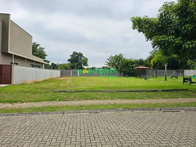 Terreno com 555m², à venda, no bairro Condomínio Loteamento Reserva das Figueiras em São José dos Campos