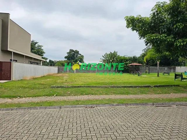 Terreno com 555m², à venda, no bairro Condomínio Loteamento Reserva das Figueiras em São José dos Campos
