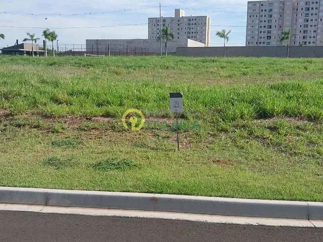 Terreno com 318m², à venda, no bairro Parque Tauá em Londrina