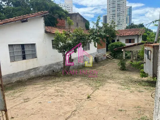 Terreno com 375m², à venda, no bairro Quilombo em Cuiabá