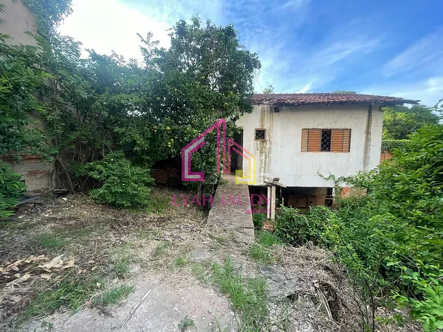 Terreno com 375m², à venda, no bairro Quilombo em Cuiabá