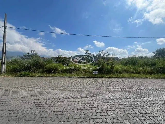 Terreno com 1600m², à venda, no bairro Penedo (Penedo) em Itatiaia