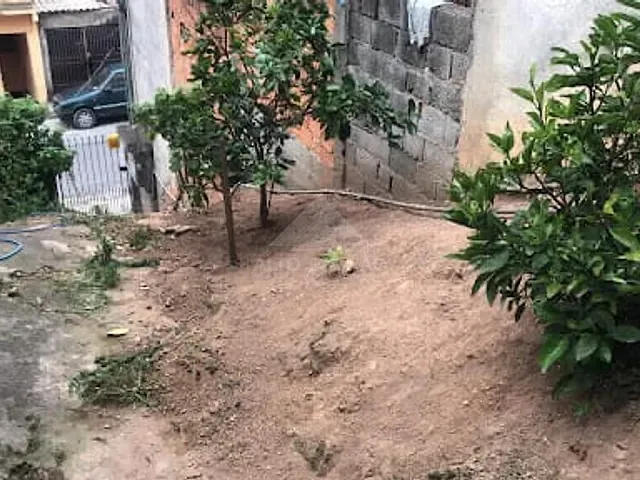 Terreno com 263m², à venda, no bairro Jardim Rosina em Mauá