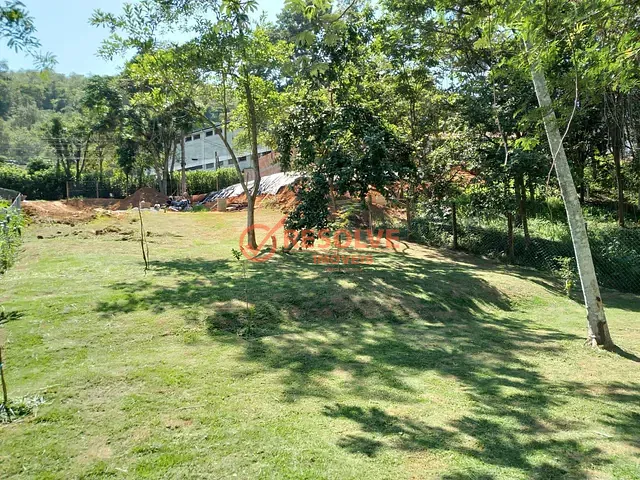 Terreno com 750m², à venda, no bairro Instituto do Alcóol em Guararema