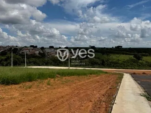 Terreno com 3000m², à venda, no bairro João Bosco Teixeira em Araxá