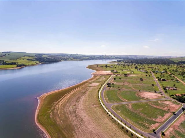 Foto do Terreno - Venda : Excelente Terreno no Condomínio Riviera de Santa Cristina 3 na Cidade de Itaí | Zwicker Imóveis