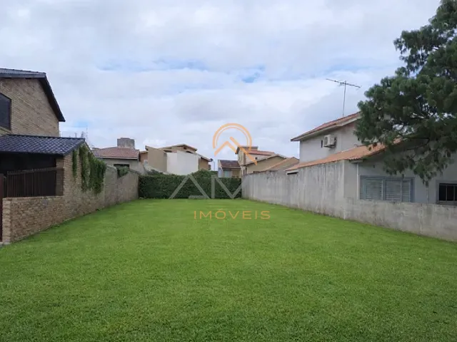 Terreno com 360m², à venda, no bairro Três Vendas em Pelotas