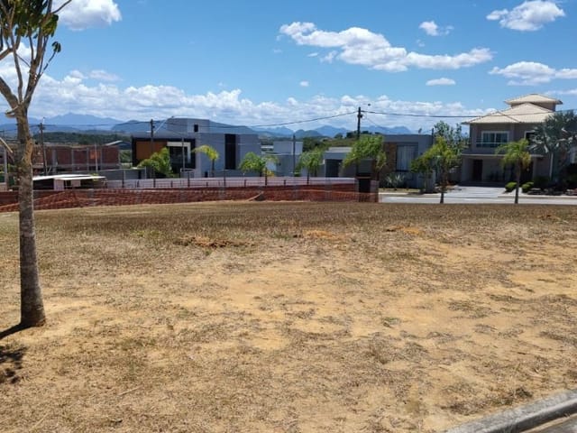 Terreno com 360m², à venda, no bairro Alphaville em Rio das Ostras