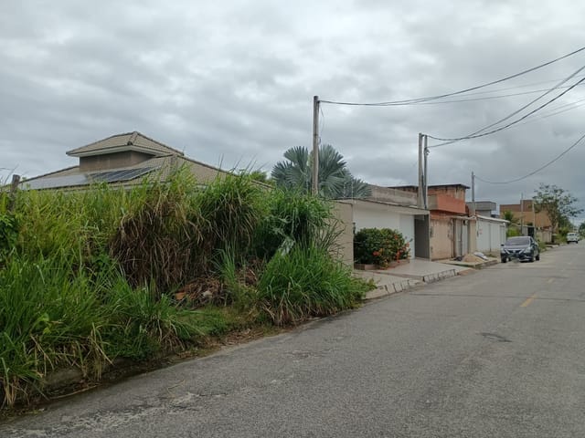 Terreno com 480m², à venda, no bairro Jardim Atlântico Leste (Itaipuaçu) em Maricá