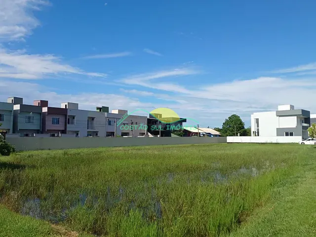 Terreno com 394m², à venda, no bairro Campeche em Florianópolis