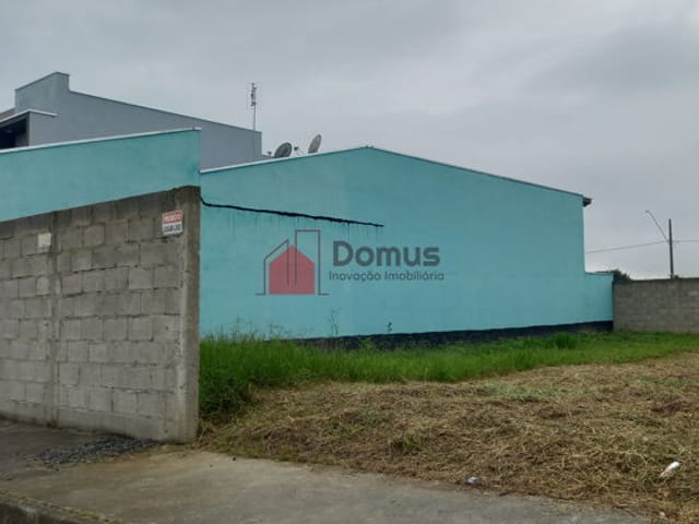 Terreno com 176m², à venda, no bairro Res. Santa Clara em Pindamonhangaba