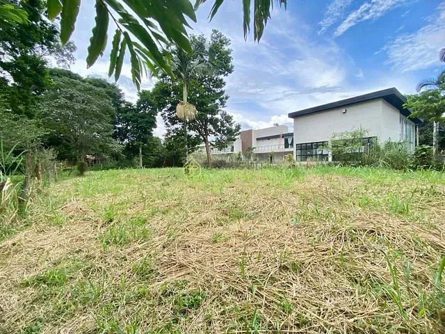 Terreno com 1000m², à venda, no bairro Comercial (Penedo) em Itatiaia