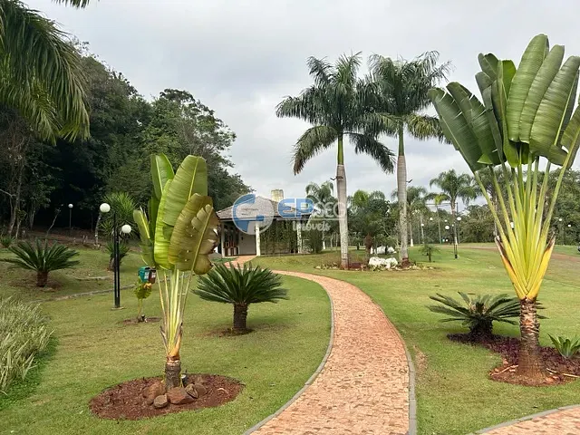 Terreno com 270m², à venda, no bairro Royal Boulevard Residence em Ibiporã