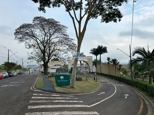Terreno com 270m², à venda, no bairro Royal Boulevard Residence em Ibiporã