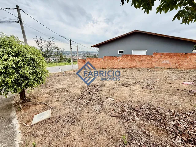 Terreno com 300m², à venda, no bairro Bosque em Vinhedo