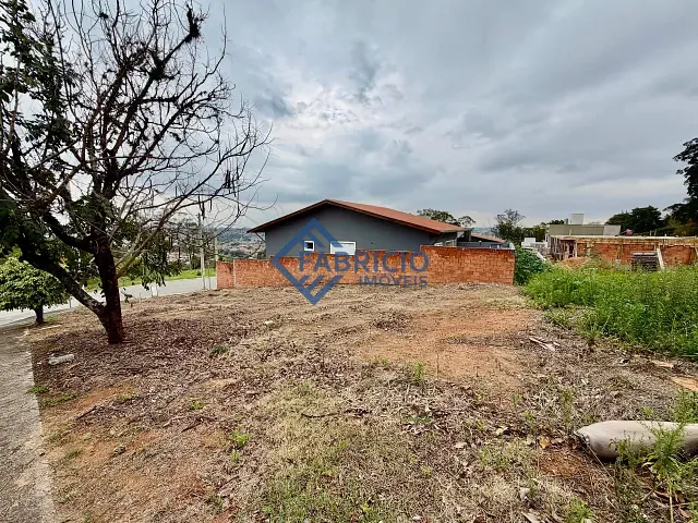 Terreno com 300m², à venda, no bairro Bosque em Vinhedo