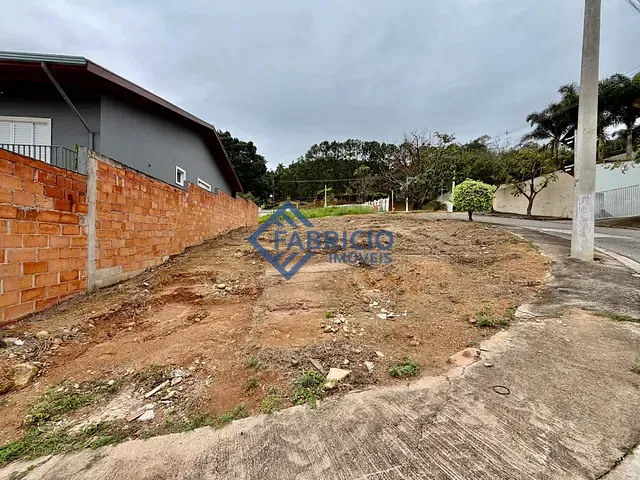 Terreno com 300m², à venda, no bairro Bosque em Vinhedo