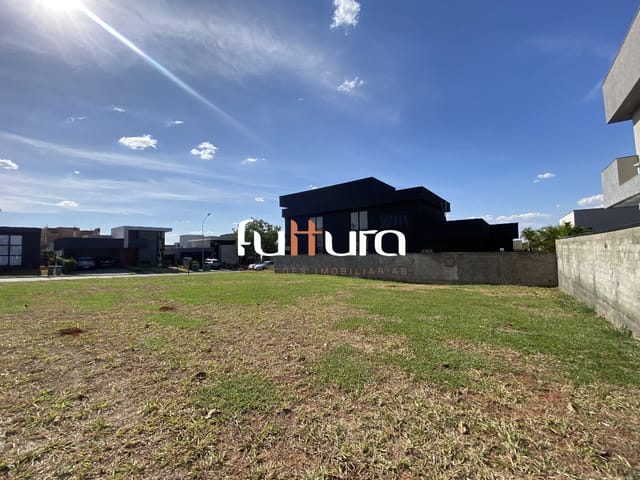 Terreno com 406m², à venda, no bairro Residencial Goiânia Golfe Clube em Goiânia