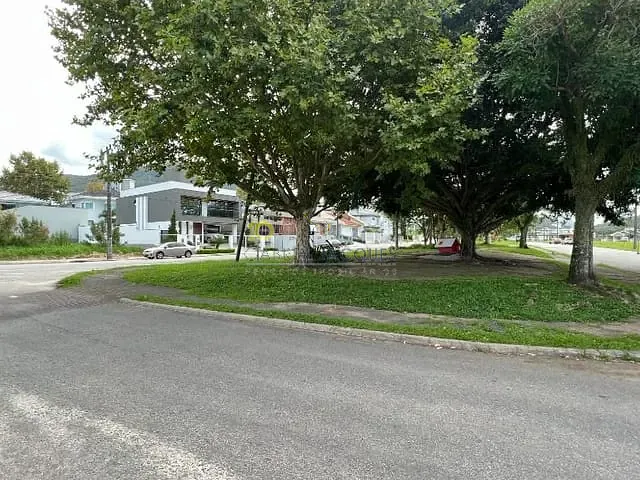 Terreno com 471m², à venda, no bairro Cidade Universitária Pedra Branca em Palhoça