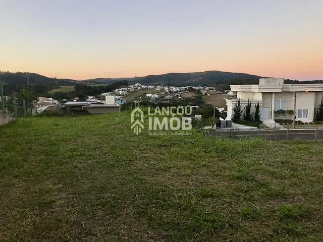 Terreno com 600m², à venda, no bairro Loteamento Itatiba Park em Itatiba