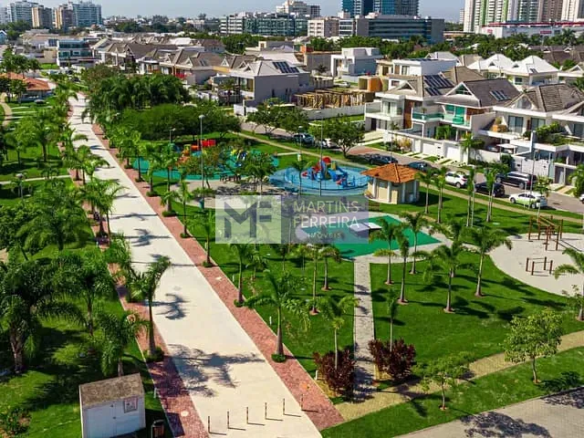 Terreno com 266m², à venda, no bairro Recreio dos Bandeirantes em Rio de Janeiro