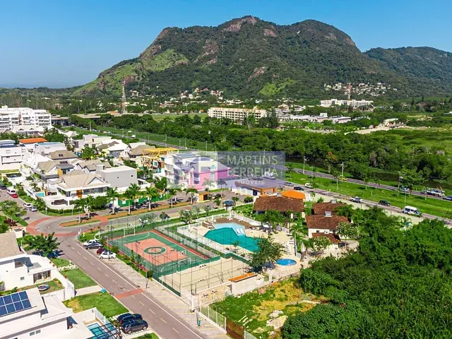 Terreno com 266m², à venda, no bairro Recreio dos Bandeirantes em Rio de Janeiro