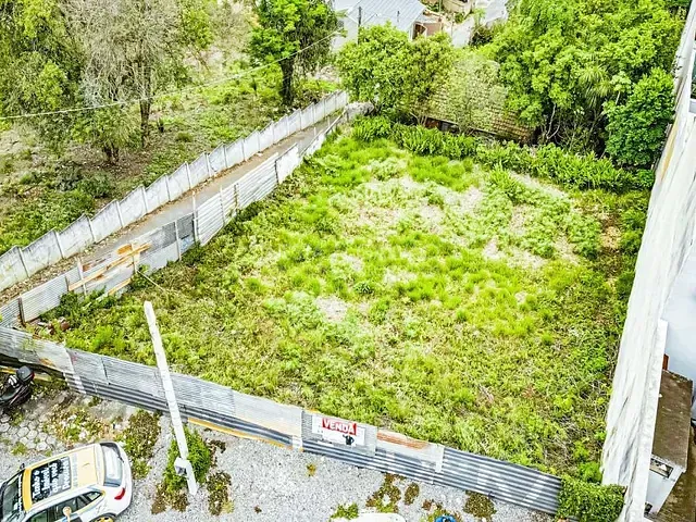 Terreno com 537m², à venda, no bairro Tingui em Curitiba