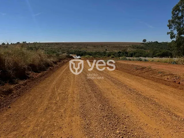 Terreno com 200m², à venda, no bairro Centro em Araxá