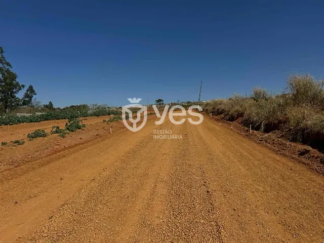 Terreno com 200m², à venda, no bairro Centro em Araxá