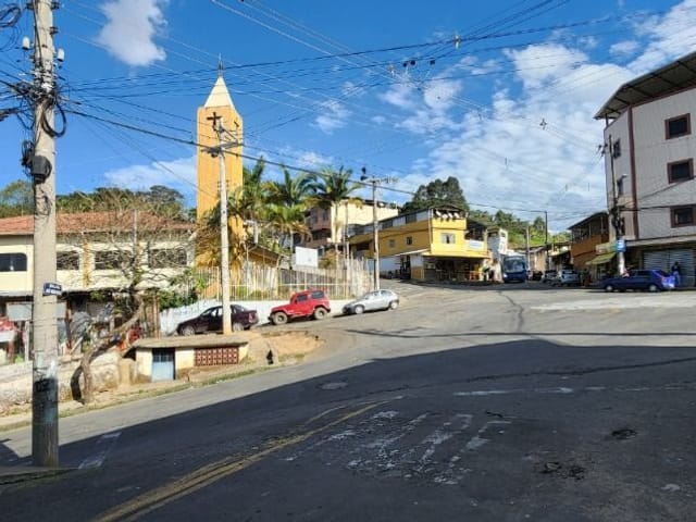 Terreno com 595m², à venda, no bairro Granjas Betânia em Juiz de Fora