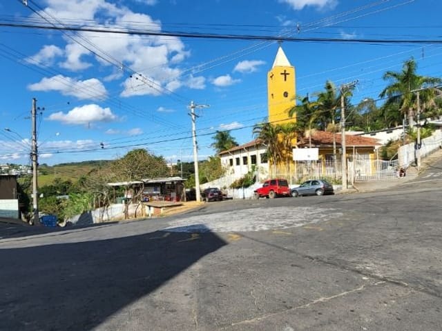 Terreno com 595m², à venda, no bairro Granjas Betânia em Juiz de Fora