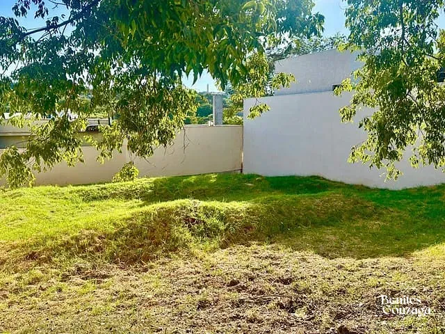Terreno com 400m², à venda, no bairro Chácaras Aeroporto em Maringá