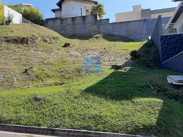 Terreno com 450m², à venda, no bairro Loteamento Itatiba Country Club em Itatiba