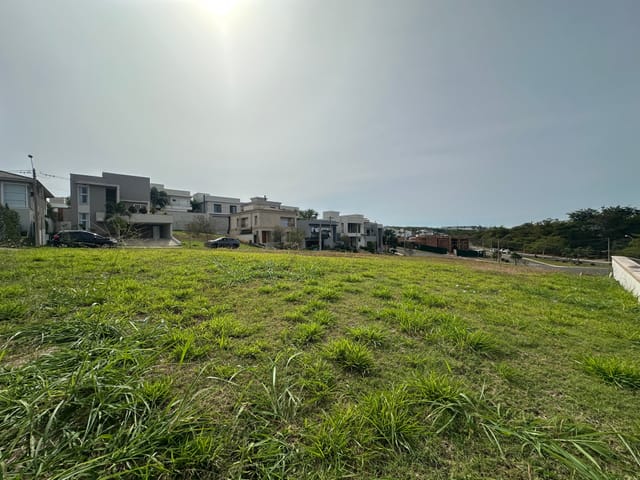 Terreno com 301m², à venda, no bairro Santa Rosa em Piracicaba