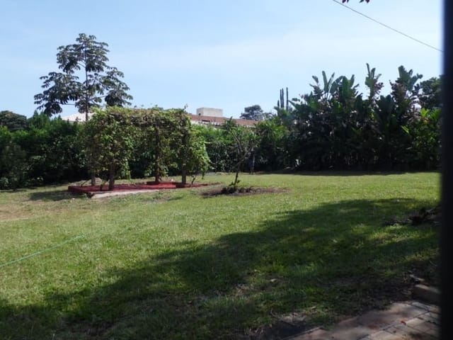 Terreno com 1492m², à venda, no bairro Estância Cabral em Cambé