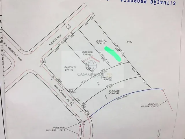 Terreno com 984m², à venda, no bairro Centro em Rolândia