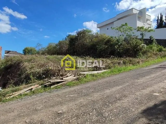 Terreno com 780m², à venda, no bairro D'Itália em Concórdia