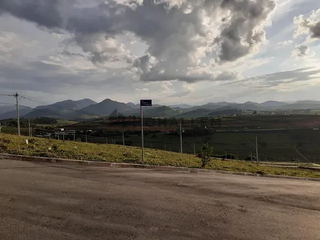 Terreno com 252m², à venda, no bairro Açude em Itajubá