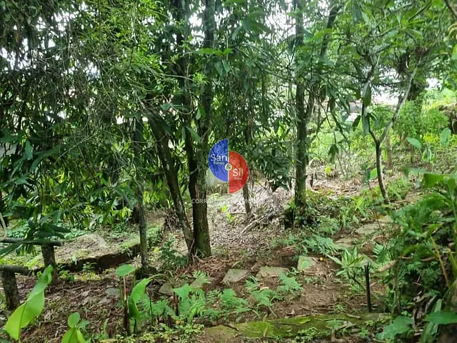 Terreno com 1088m², à venda, no bairro Corujas em Guapimirim