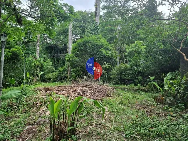 Terreno com 1088m², à venda, no bairro Corujas em Guapimirim