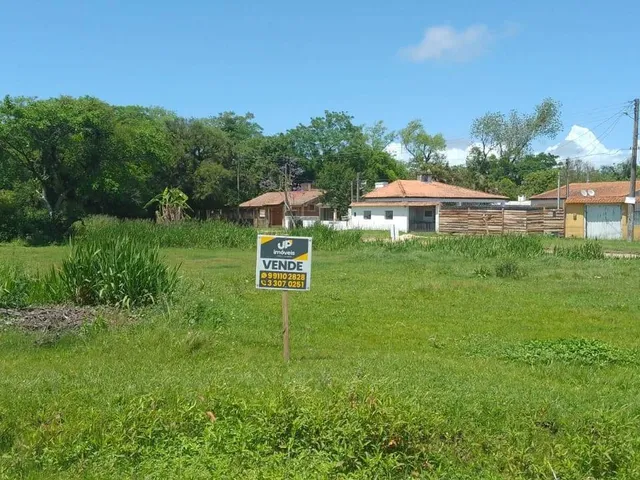 Terreno com 184m², à venda, no bairro Laranjal em Pelotas
