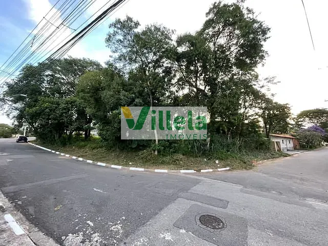 Terreno com 1350m², à venda, no bairro Jardim Fonte Áurea em Poá