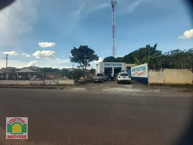 Terreno com 1006m², à venda, no bairro São Carlos em Anápolis