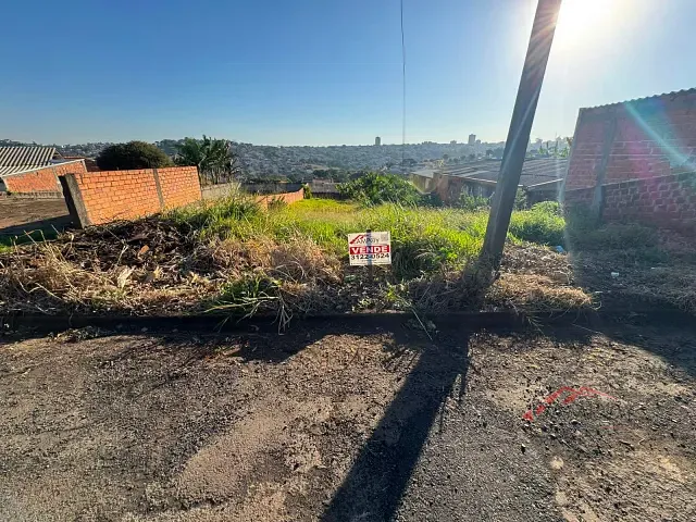 Terreno com 540m², à venda, no bairro Jardim Trabalhista em Apucarana