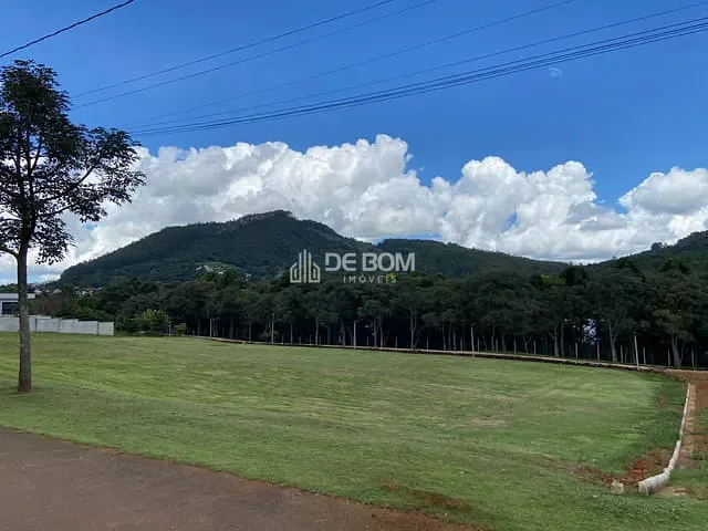 Terreno com 873m², à venda, no bairro Bortolan Norte I em Poços de Caldas