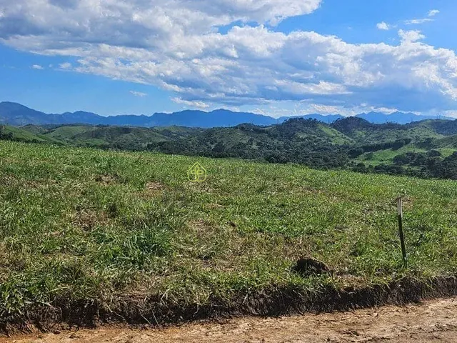 Terreno com 470000m², à venda, no bairro Colônia Santo Antônio em Barra Mansa